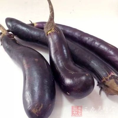 茄子所含脂肪、碳水化合物极少