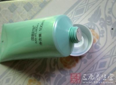 使用以后也没有干干的,味道非常喜欢 使用以后也没有干干的,味道非常喜欢