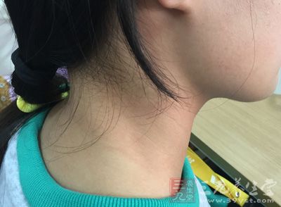 掐住女友脖子2分钟致其死亡 掐住女友脖子2分钟致其死亡