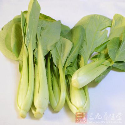 小青菜等葉菜類蔬菜因為組織結(jié)構(gòu)的問題不能焯水