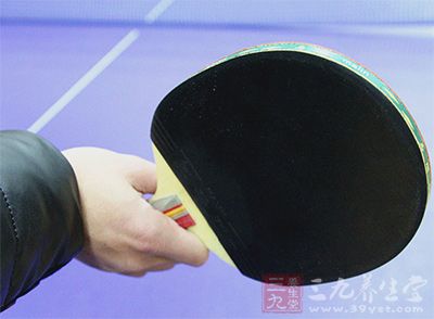 乒乓球搓球技术 横拍中应该怎么搓球才好