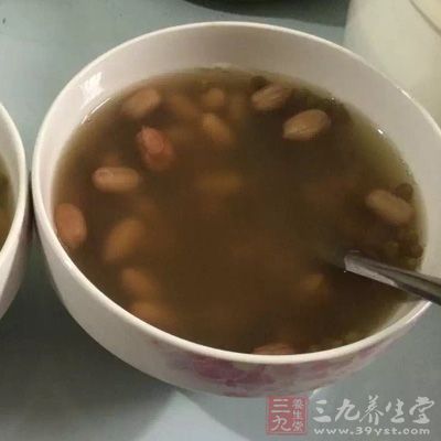 排毒祛痘食谱二：海带绿豆汤