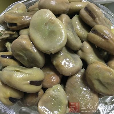 对蚕豆过敏者食后会引起过敏性溶血综合征