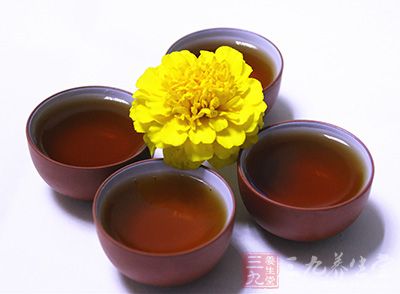 俗话说&ldquo;饮了雄黄酒，百病都远走&rdquo;