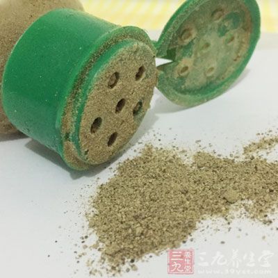 橄欖油2茶匙，鹽適量，胡椒粉少許，雞粉少許