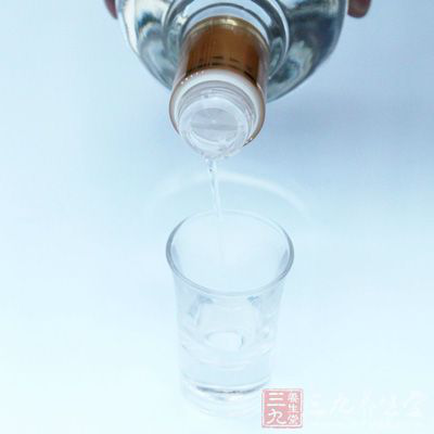 受涼、飲酒、憋尿，服用藥物或有其他原因引起交感神經(jīng)興奮時，可突然發(fā)生急性尿潴留