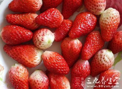 草莓的营养价值 六种做法教你吃草莓