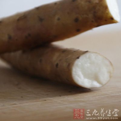 山藥中含有多種纖維，具有促進腸道運動的作用