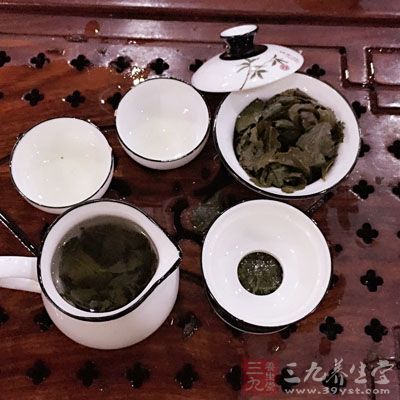 好去喝一些降火的凉茶