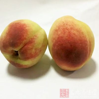 夏天多吃點(diǎn)桃子能補(bǔ)氣血