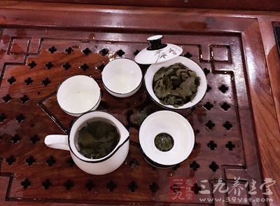 喝绿茶的好处 常喝绿茶有治病养生功效