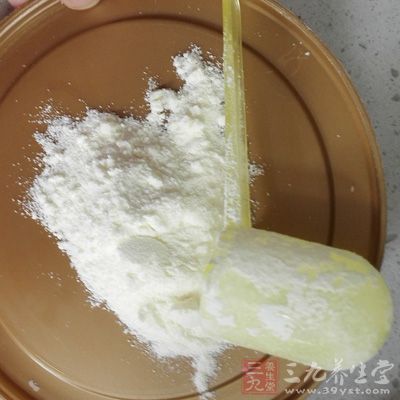 不要往奶粉里加蜂蜜或葡萄糖