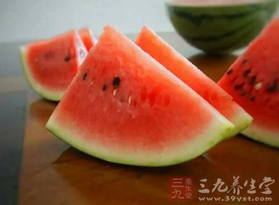 夏天吃什么解暑 夏季消暑可多吃这些食物