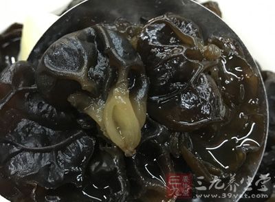 海带100g,黑木耳50g,口蘑100g 海带100g,黑木耳50g,口蘑100g