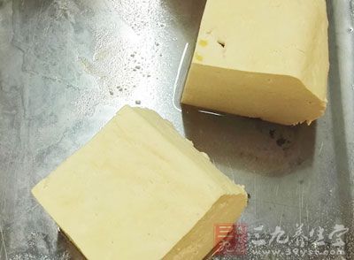 因此，豆腐和豆浆，并非高嘌呤食品