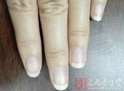 怎么治疗灰指甲 灰指甲的有效治疗法