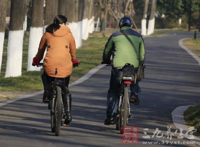 上课或上班路上多走路骑车