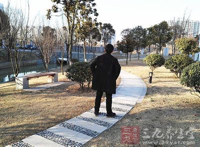 无论做什么事首先要有信心