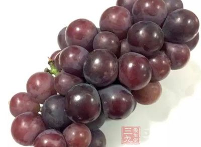 自制葡萄水保湿喷雾
