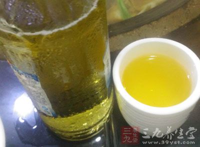 每天喝1杯啤酒可增加抗氧化活性，預(yù)防白內(nèi)障