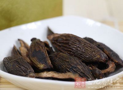 土槿皮25g,槟榔25g
