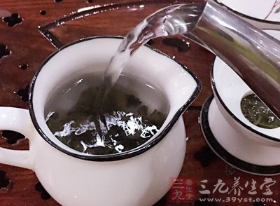 可以为自己泡一杯清爽的养心茶