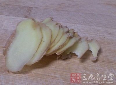 生姜水浸劑在體外對(duì)傷寒桿菌及霍亂弧菌有強(qiáng)烈的殺菌作用