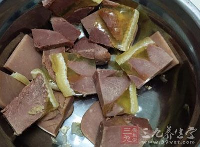 吃狗肉補(bǔ)腎