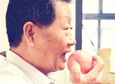 修补好牙齿，养成细嚼慢咽的习惯