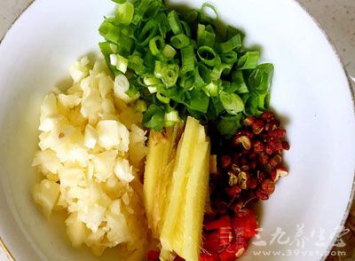 后我做黑鱼汤给她吃可以放葱姜蒜吗