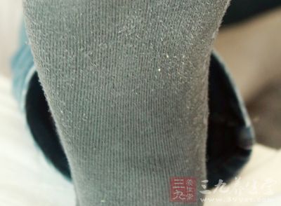 抽筋持续时，疼痛可能是非常难受的