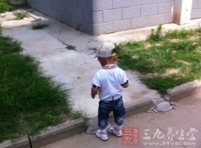 儿童保健 宝宝走路三种情况需警惕
