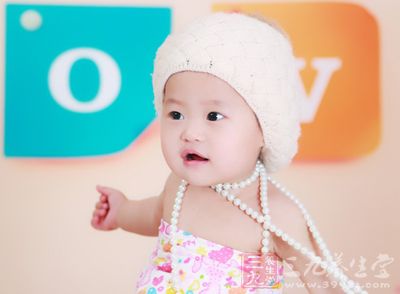 宝宝胀气怎么办呢