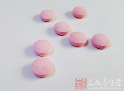 刮下此霜即成西瓜霜