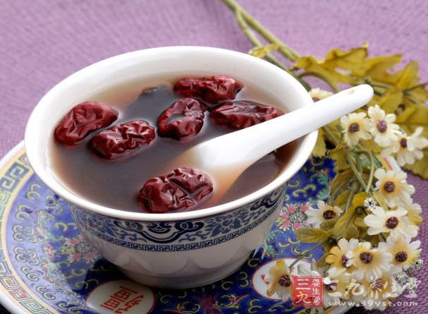 皮肤过敏饮食推荐皮肤过敏的三款食疗法