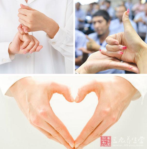 根据美国加利福尼亚州进行的一项调查显示,学会手语的孩子不但比那些