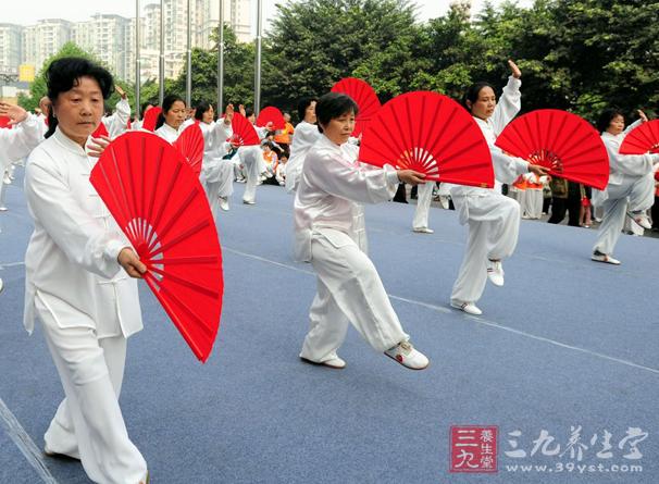 太极拳视频教学 太极莲花双扇教学