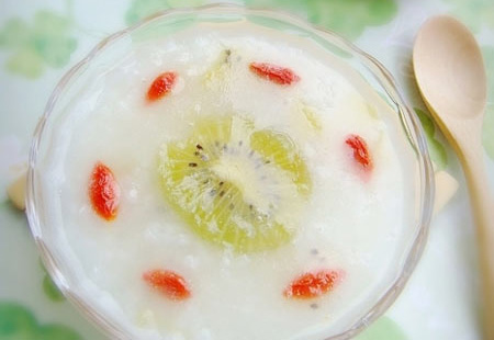 防癌养生粥之猕猴桃枸杞甜粥