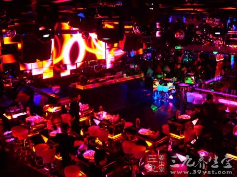 揭秘熬夜熬出的恐怖后果