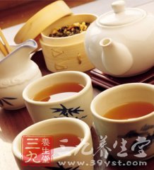 中医专家告知喝菊花茶的讲究