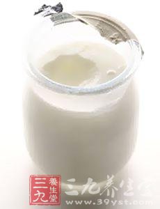 酸奶的功效丰富 减肥丰胸老少皆宜