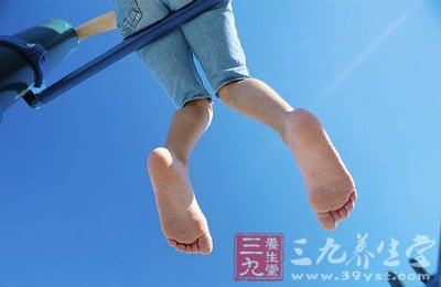 中医脚底养生12法 让你百病全消
