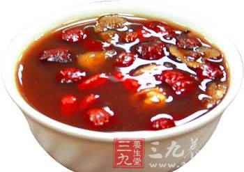 皮肤不好食疗法 补血健脾粥