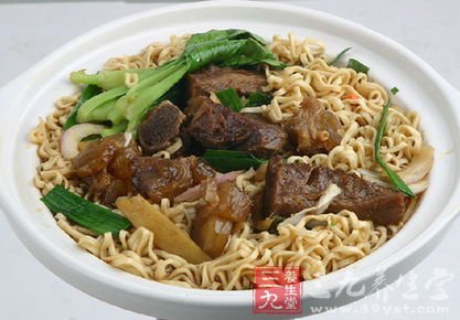 方便面原来也能煮得健康