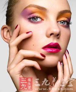 科学养生 每天搓这吧个部位可以预防衰老