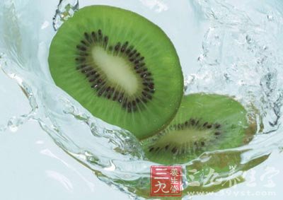 想祛黑斑就吃猕猴桃