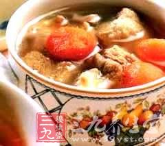 秋季肝火旺 食疗润燥有靓汤