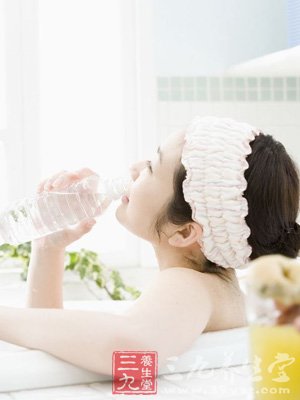 十五个养生小常识 帮助女性守住年龄秘密