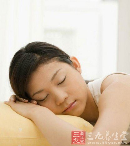睡眠美容11法 睡出水润肌肤