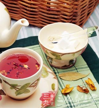 口干喝乌龙 抑郁品花茶